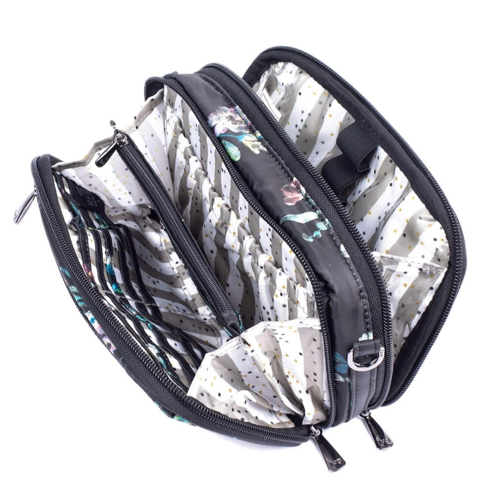 Lug Roundabout 2 Convertible Wallet Wristlet Crossbody BNWT SOLD OUT! - Picture 5 of 8